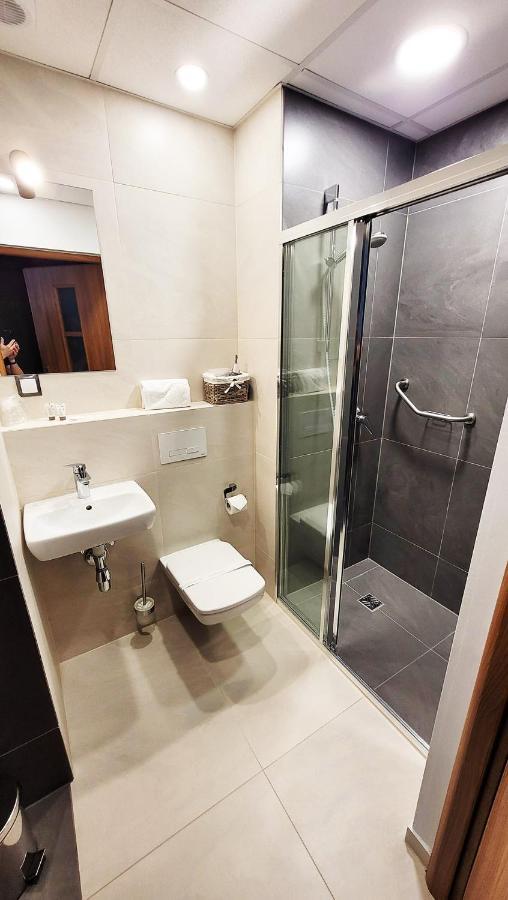 Hotel Katowice Premium Buitenkant foto